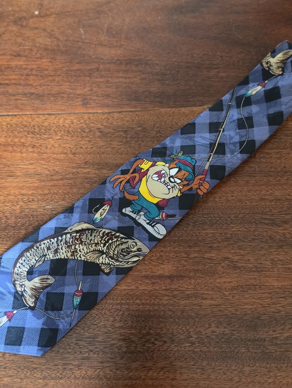 Vintage Looney Tunes Mania Taz Tasmanian Devil Fishing Tie 1994